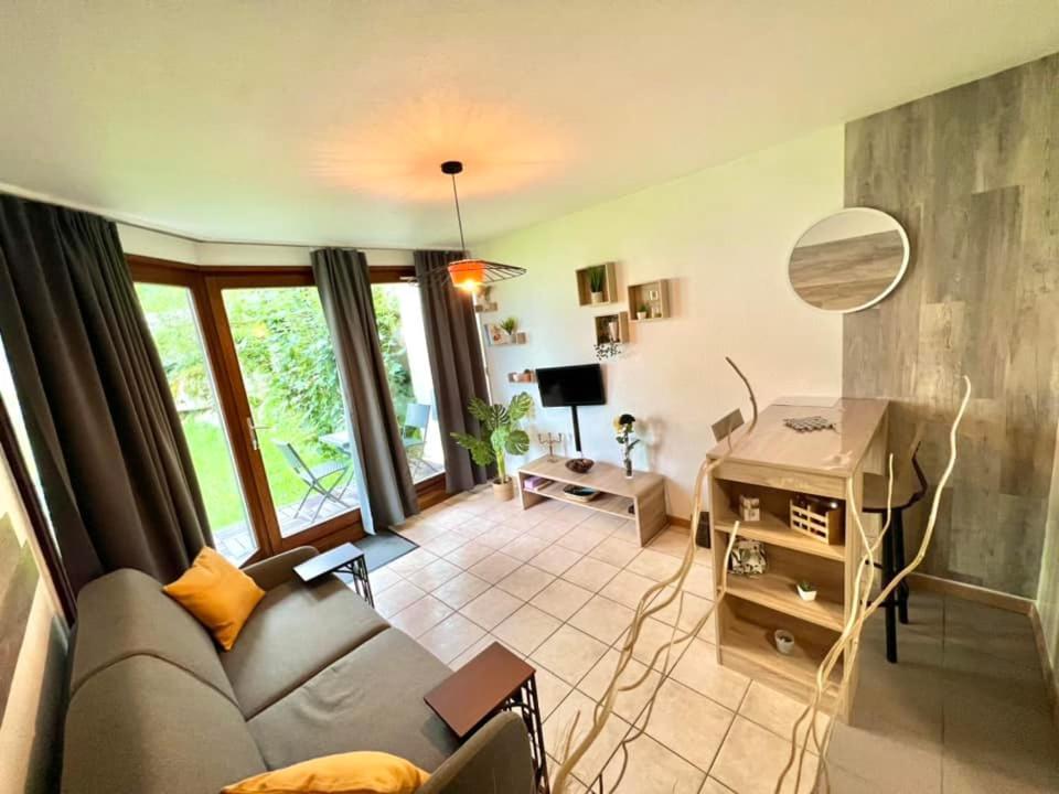Joli Studio Cosy, Vue Magnifique Et Terrasse Privee Gerardmer Exterior photo